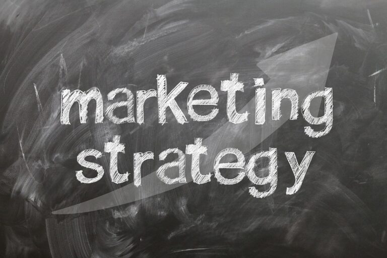 AI-Powered Marketing: 73% of Marketers Believe AI-Generated Creative is the Future of B2B Advertising